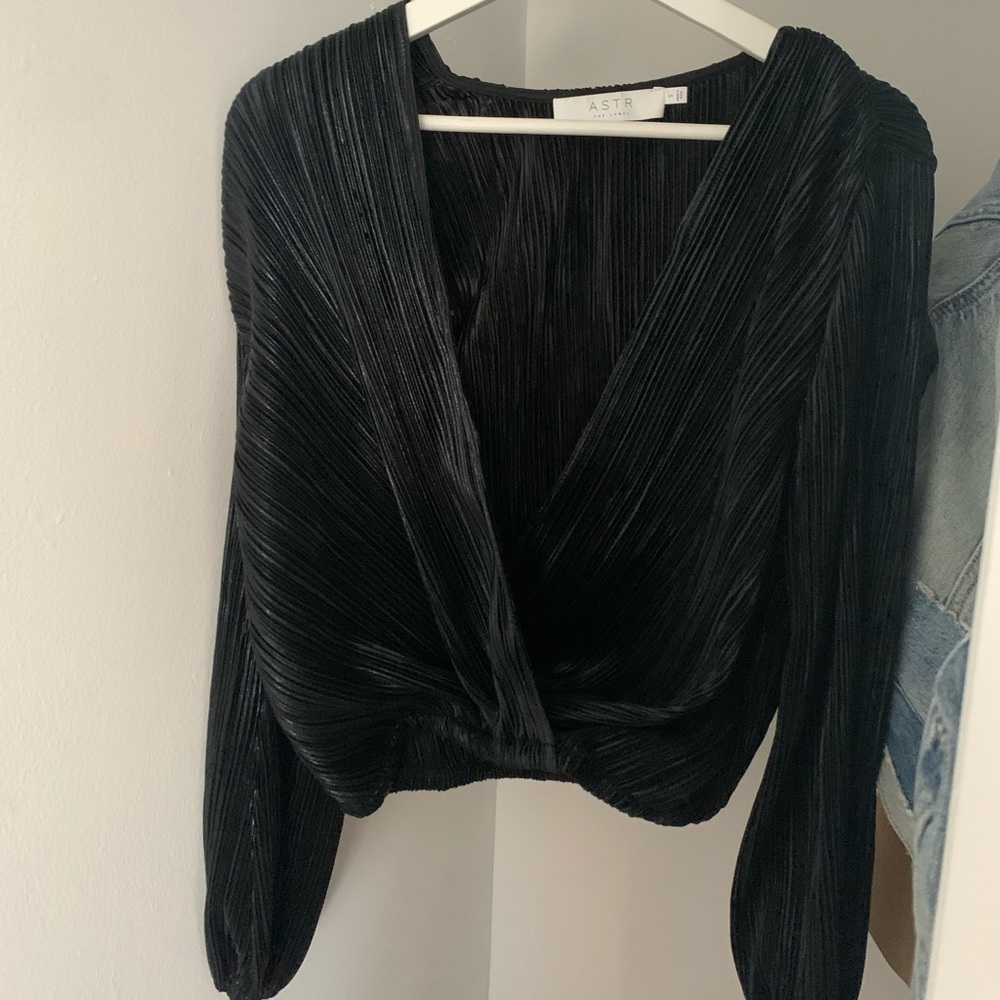 ASTR Wrap Top